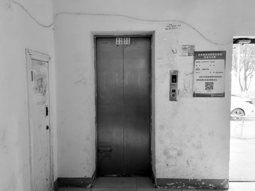 17年電梯頻出故障，業(yè)主驚魂的“任性下墜”